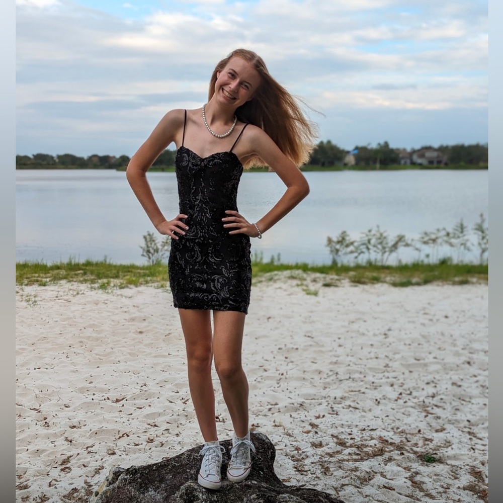 Windsor Black Sequin Homecoming Dress